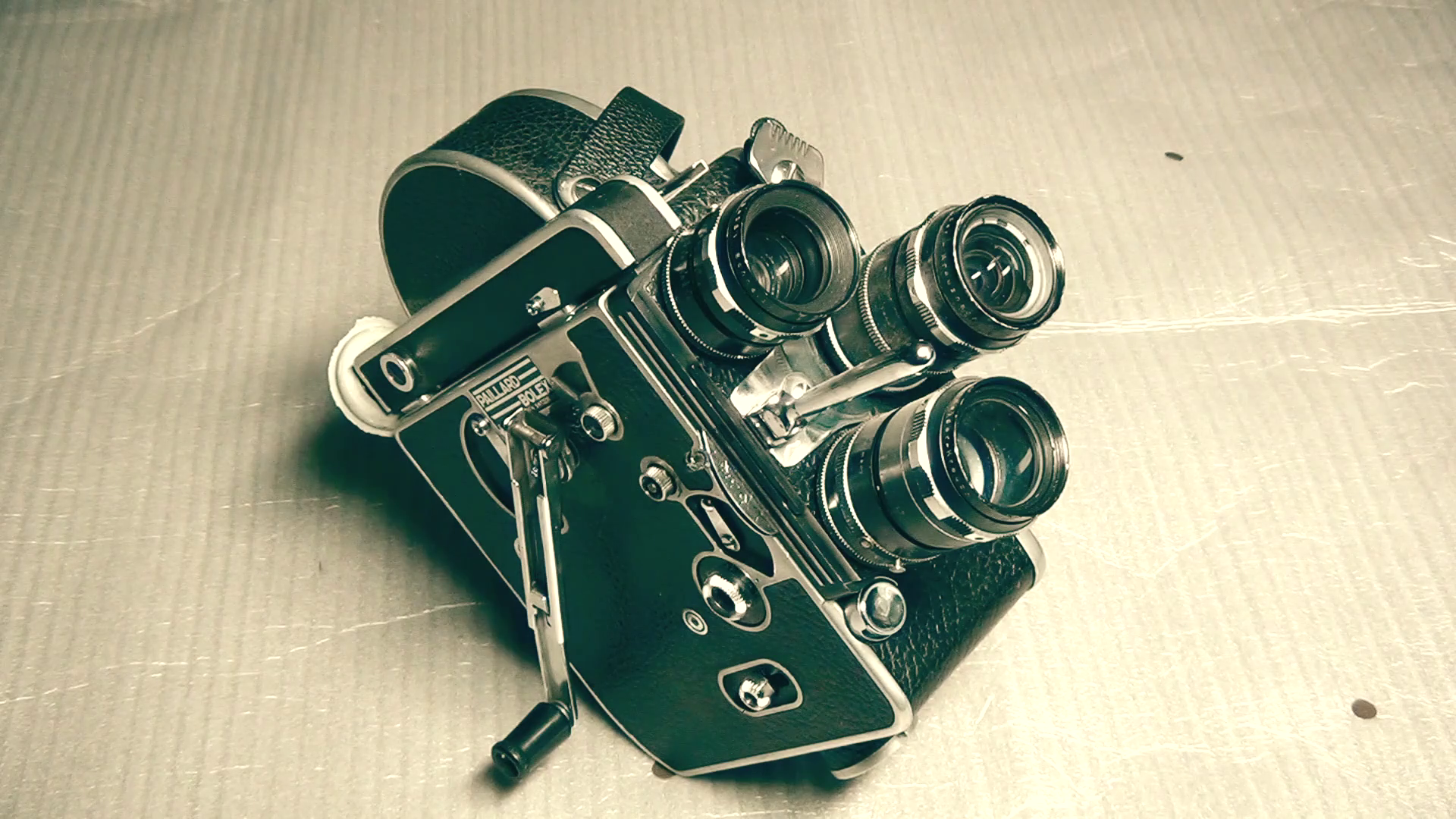 videoblocks-a-preserved-old-movie-camera-with-three-lenses_rhrvfwctg_thumbnail-full01.png