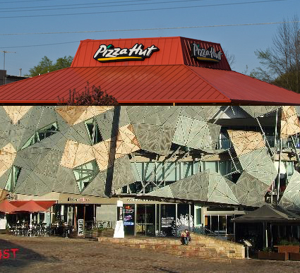 yarra Hut YUM.jpg