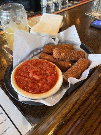 B7F78231-6E0F-4166-B781-998B4D6E2537.jpeg