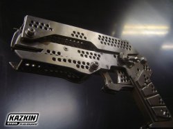 metal-gear-solid-gun-side-600.jpg