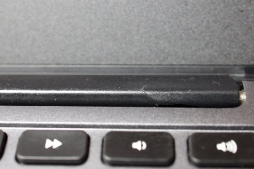 Damaged BRYDGE MAX + - 6.jpg