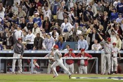 101308_phillieswin_600.jpg