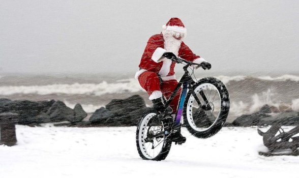 santa-bike_1427151345 copy.jpg