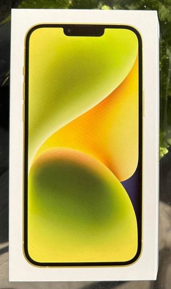 iphone-14-yellow-boxes.jpg