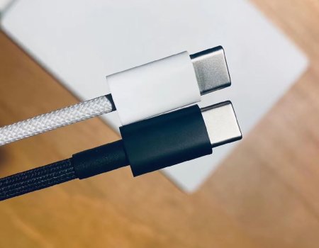 braided-USB-C-to-Lightning (1).jpg