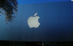 applestore_modesto_1.jpg
