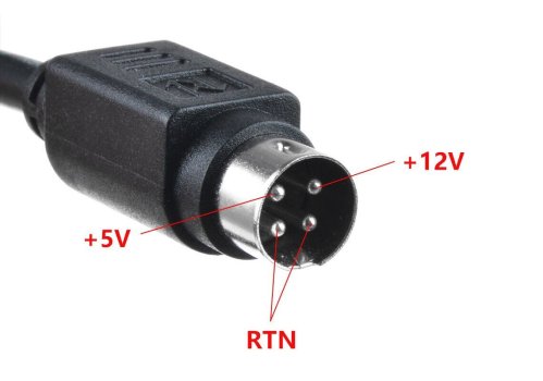 DNS-323 4-Pin DIN male.jpg