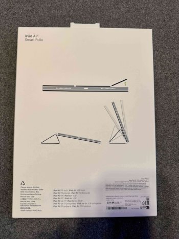 iPad Air 11 Apple 2.jpeg