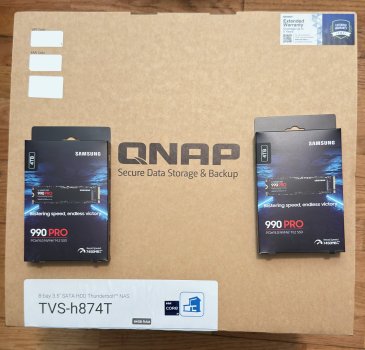 QNAP TVS-874T IMG_3454 cleaned.jpeg