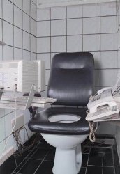pctoilet.jpg