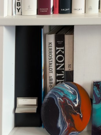 1x - 17Pro - Halide - ProRAW.jpg