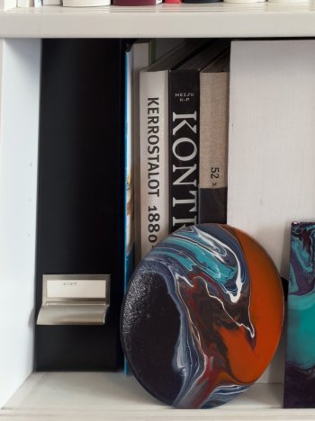 1x - 14Pro - Camera app - ProRAW.jpg