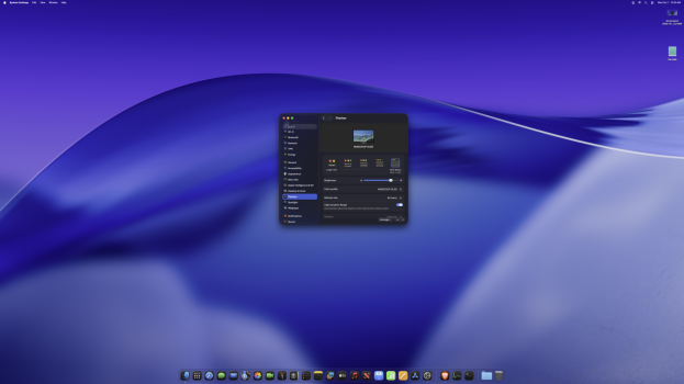 macOS-26-Tahoe_MAG321UP-OLED.png