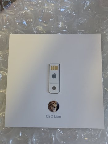 OS X Lion USB 2.jpg