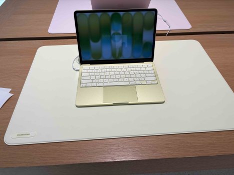 Apple Store Mat.jpg