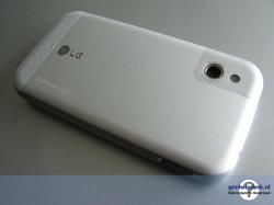 lg_km900_arena_back.jpg