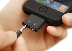 SendStation-PocketDock-Line-Out-Mini-USB-Plugged.jpg