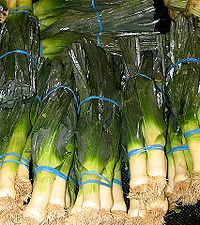 200px-Leeks_produce-1.jpg