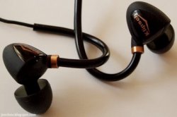 Klipsch+Custom-3.jpg