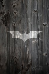 iP4_wood_dark_knight.jpg