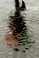 reflection-iPhone4.jpg