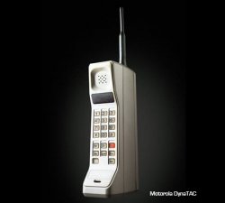oldcellphone.JPG