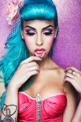 sexy_pinup_pop_hot_model_blue_hair.jpg