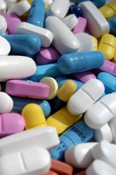 pills2.jpg