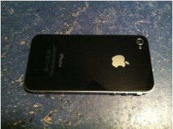 omar iphone 222.jpg