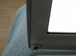 Missing bezel screw.jpg