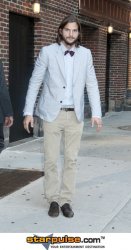 Ashton Kutcher-JTM-057205.jpg