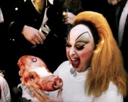 Divine-as-Babs-Johnson-in-Pink-Flamingos-dreamlanders-16822589-1200-962.jpg