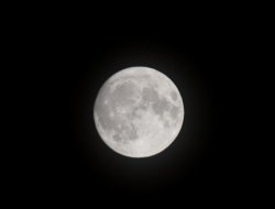 Moon shooting 001.jpg