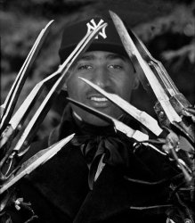 Eduardo-Scissorhands.jpg