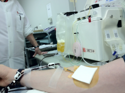 Christopher Abbott Double Red Blood cell donation May 17 2012.png