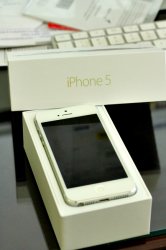 white-iphone5.jpg