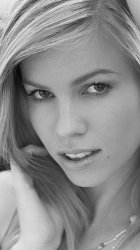 Marketa Letto B&W 01 (iPhone 5).jpg