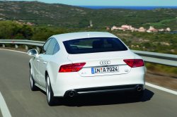 Audi-A7-Sportback-2012-11.jpg