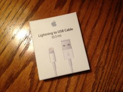 smalllightningcable.jpg