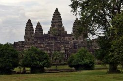 angkor wat-outer.jpg