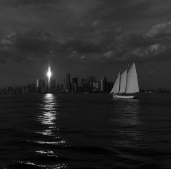 12000684894_3d61ef055f_c.jpg