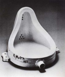 Marcel Duchamp Fountain.jpg