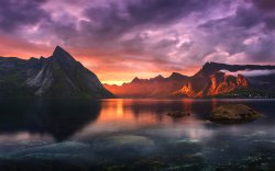 Lake Scene 2880 1800 02.jpg