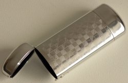 metal-case-3.jpg
