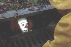 1313372892_clown-sewer-untouchable.jpg