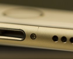 iphone 6 crack 100% crop.jpg