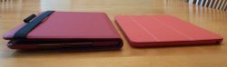 Apple SmartCase and Targus Versavu for iPad Air 2.jpg Apple SmartCase and Targus Versavu for iPad Air 2.jpg
