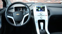 20101019_2011-chevy-volt-interior_612mz.jpg