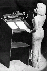 Happybirthdaymonroe.gif