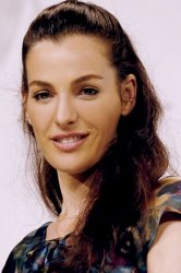 Ayelet-Zurer.jpg